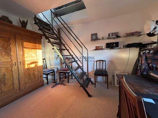 Treppenaufgang zum Dachspitz