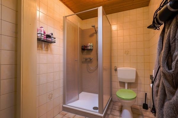Duschbad im Erdgeschoss