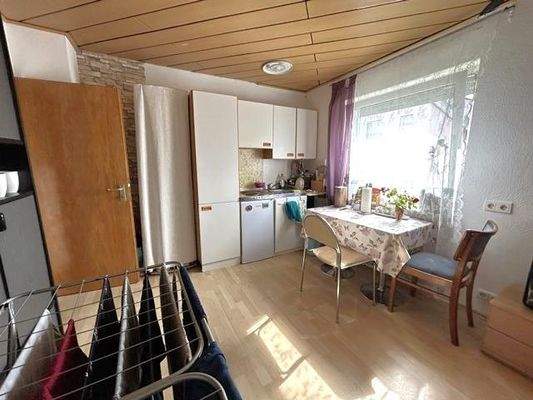 Wohnung3 im Obergeschoss_Küche und Wohnraum