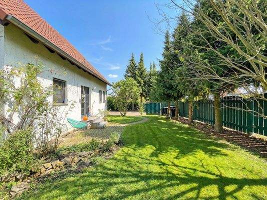 Blick in den Vorgarten