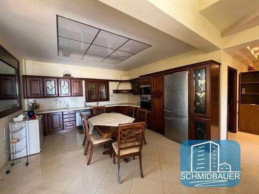 Kreta, Kapariana: Freistehendes Haus mit großem Garten am Ortsrand bei Mires