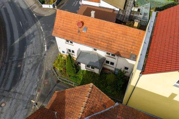 Drohne_Oben_Hauseingang