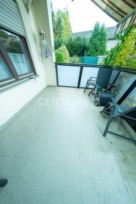 Überdachte Terrasse Vorderhaus