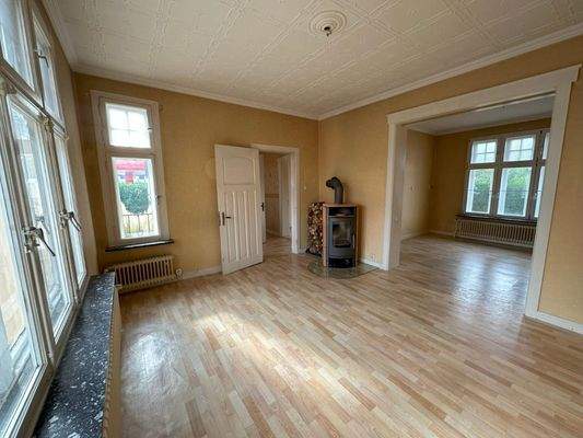 Wohnzimmer und Esszimmer