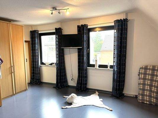 Kinderzimmer/Büro Ansicht 1