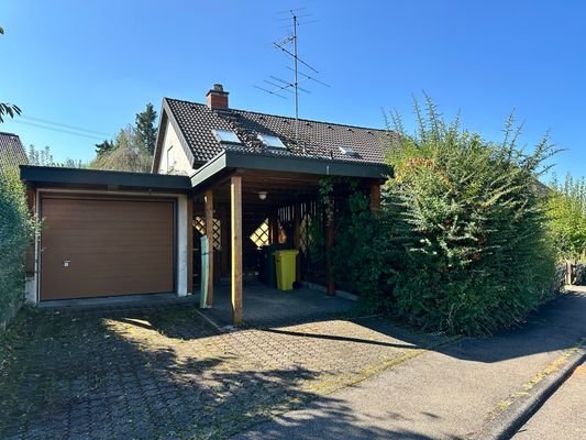 Garage und Carport