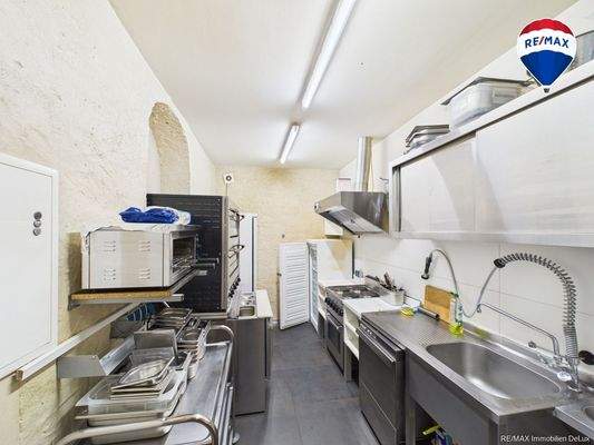 RE/MAX Immobilien DeLux Kelterhaus Gaststätte am Schloss Ayl