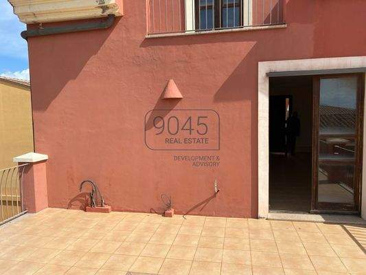 Penthouse mit Panoramaterrasse und atemberaubendem Meerblick in Golfo Aranci 