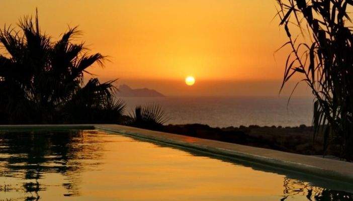 Kreta, Pitsidia: Makellose Villa mit herrlichem Meerblick und Infinity-Salzwasserpool