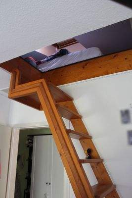 Kind Schlafboden