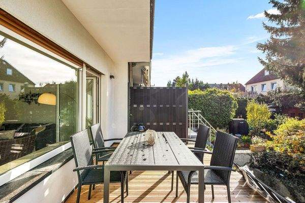 Blick auf die Sonnenterrasse