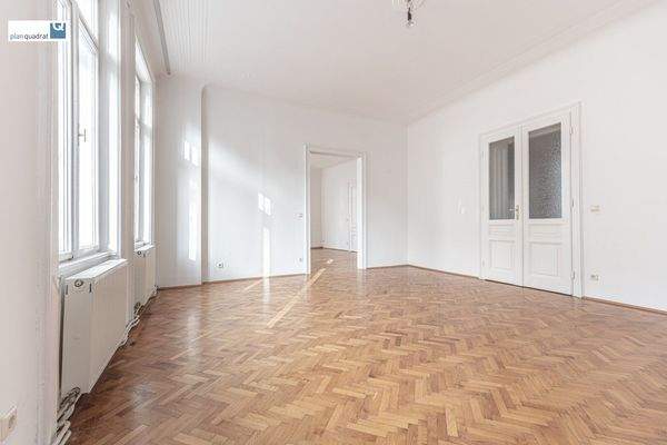 Zimmer 1 (gem. Grundriss-Skizze)