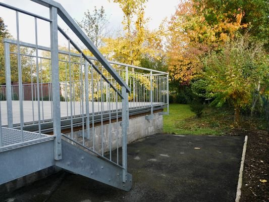 Treppe in den Garten