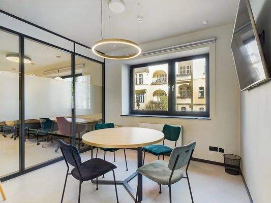 c62f79f5-d8b0-4ae2-9741-ea08b782d43a