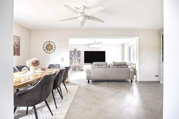 Blick aus der Küche