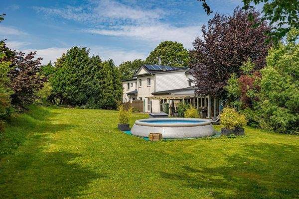 "Poolbereich" Garten Hauptwohnung