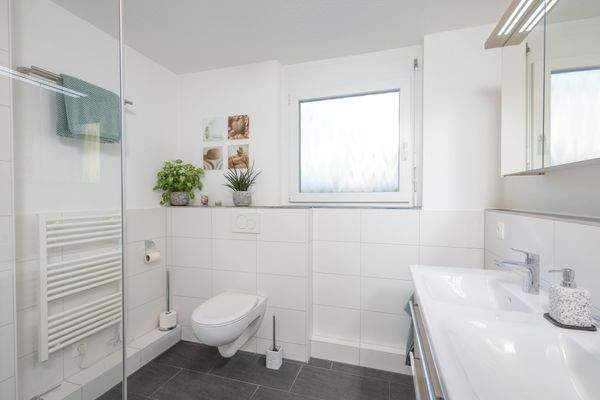 Badezimmer im Obergeschoss