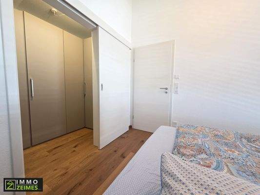 Z_Begehbarer Kleidersch. Welschbillig Einfamilienhaus.jpg