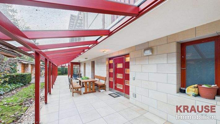 Überdachte Terrasse