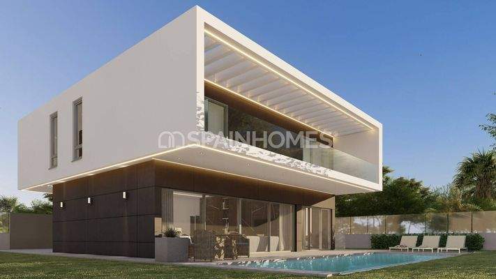 Spacious Villa with Panoramic Sea Views in Benalmadena