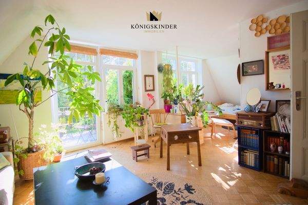  Zimmer im OG mit Balkon