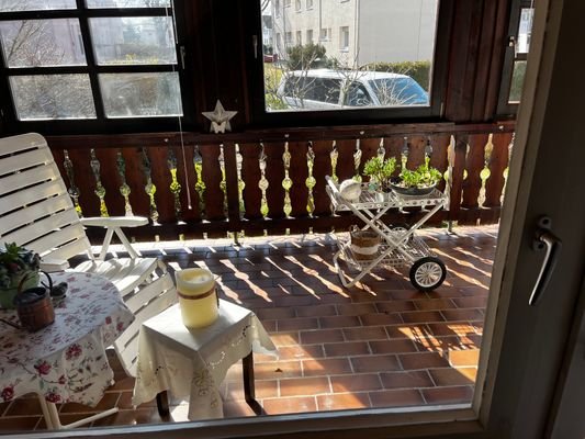 EG Balkon Wohnzimmer Vorderseite