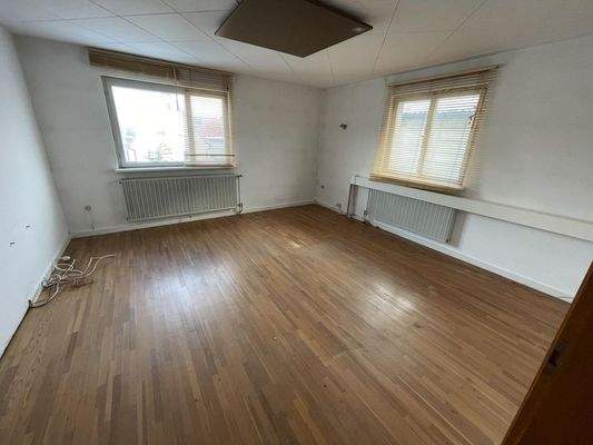 Zimmer 4 OG Wohnhaus