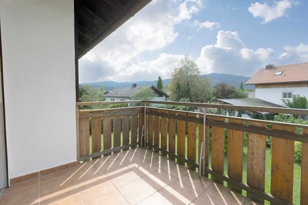 Balkon mit Blick auf die Berge