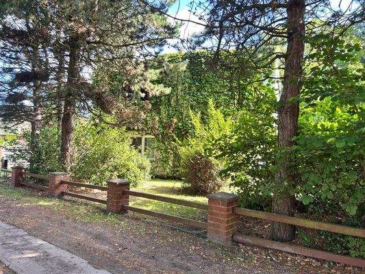 Giebel von der Straße 