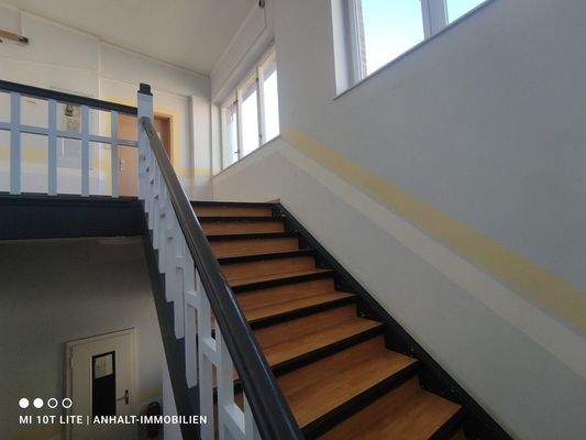 Eingang 2 - Hausflur