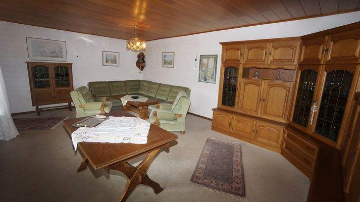 auch das Wohnzimmer ist geräumig