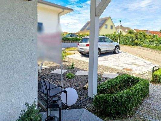 Tolle Lage mit 3 PKW Stellplätzen vor dem Haus