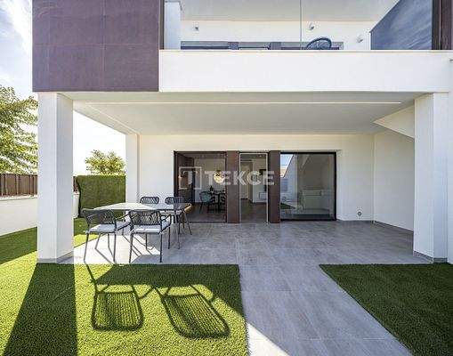 Contemporary Apartments with Communal Pool in Pilar de la Horadada