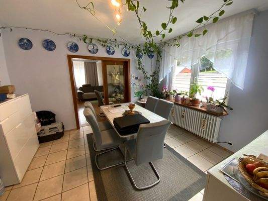 Esszimmer mit Wohnzimmer