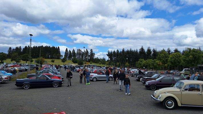 2652020s8 Oldtimertreffen