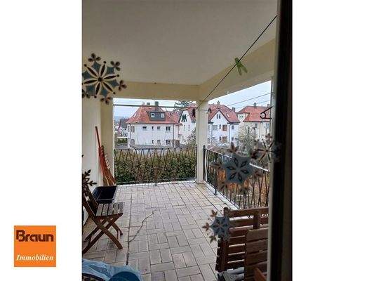 2-3 Fam.-Wohnhaus, VS-S, Loggia OG