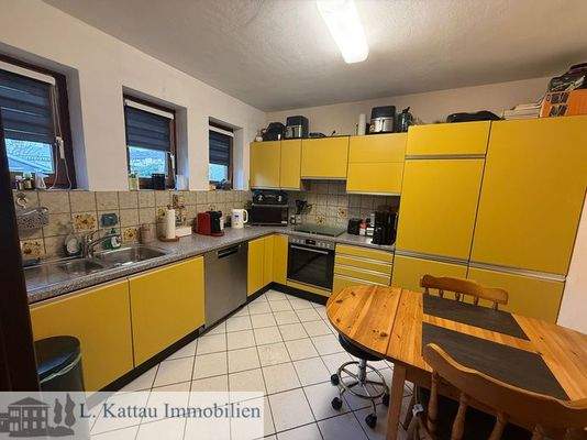 Küche mit einer Einbauküche