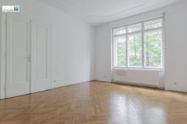 Zimmer 2 gem. Grundriss (ca. 23,00 qm)