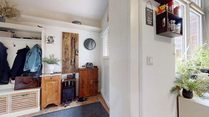 Flur EG Nebeneingang