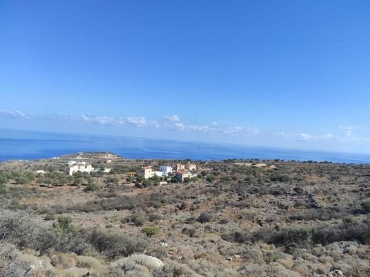 Kreta, Kokkino Chorio: Riesiges Grundstück mit Meerblick zu verkaufen