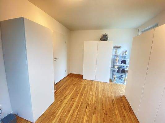 Ankleide/Kinderzimmer