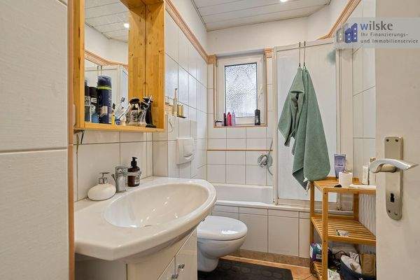 EG Badezimmer (wie DG ähnlich)