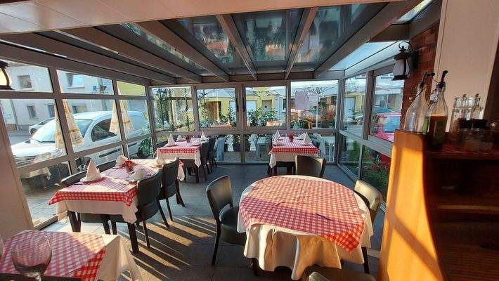 Gastraum Wintergarten 1.jpg