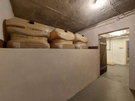 Ölbevorratung in Kunsstofftanks