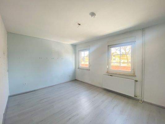 19 2. Schlafzimmer OG