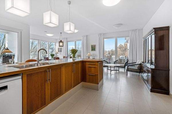 2. Obergeschoss Küche mit Einbauküche