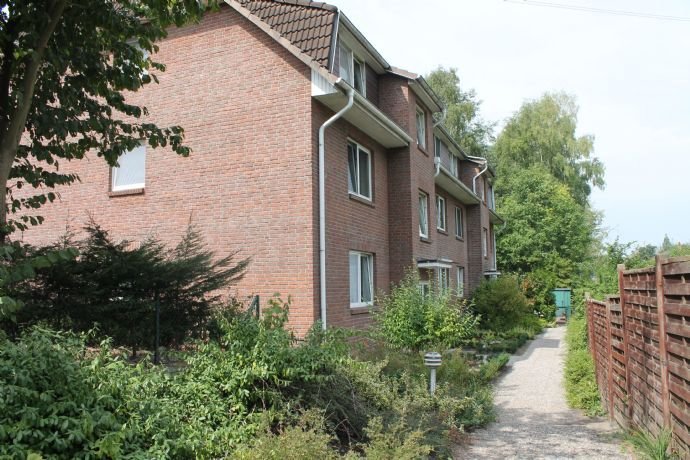 Kapitalanlage! Sanierte 3 Zimmer Wohnung mit Südbalkon zentral im schönen Schnelsen!