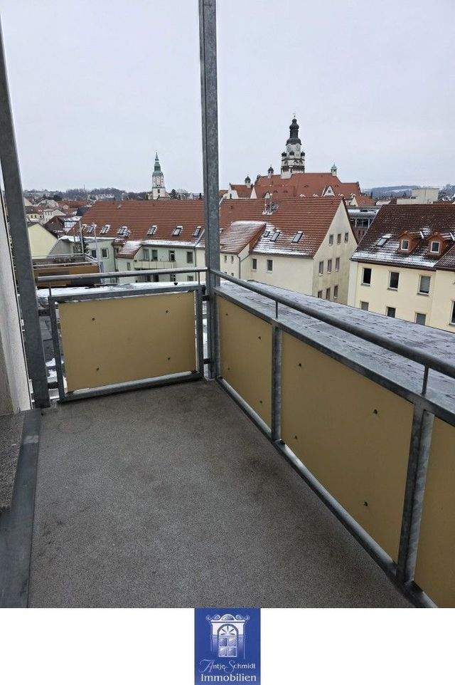 Döbeln! Erste eigene Wohnung? Balkon, separate Küche, Tageslichtbad mit Wanne! - Foto 2