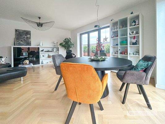 Wohn- und Essbereich