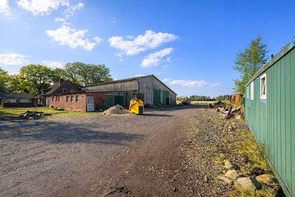Blick auf das Hofgebäude